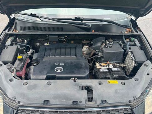 Used 2009 Toyota RAV4 Limited AWD/4WD image 34