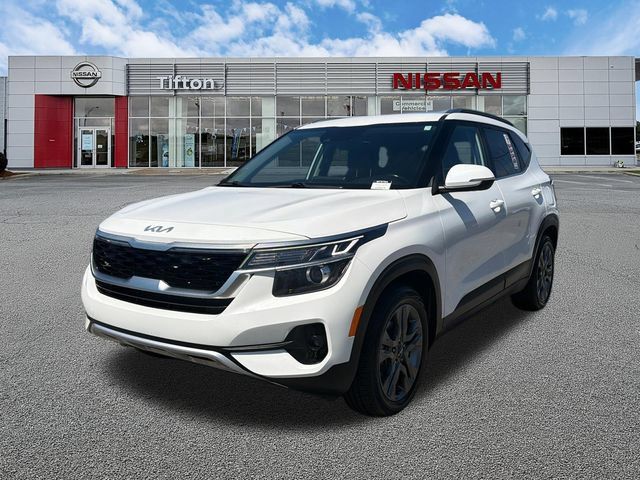 Used 2023 Kia Seltos S FWD image 3