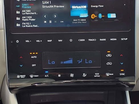 Certified 2024 Hyundai Tucson Limited AWD/4WD image 14