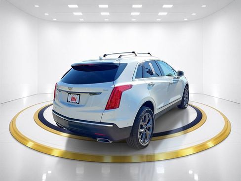 Used 2019 Cadillac XT5 Premium Luxury w/ LPO, Black Ice Package AWD/4WD image 5