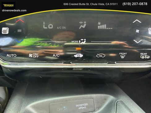Used 2016 Honda HR-V EX image 19