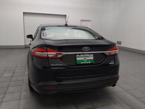 Used 2018 Ford Fusion SE FWD image 6