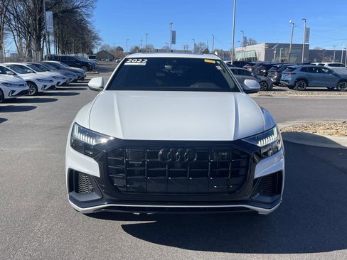 Used 2022 Audi Q8 Premium Plus image 2