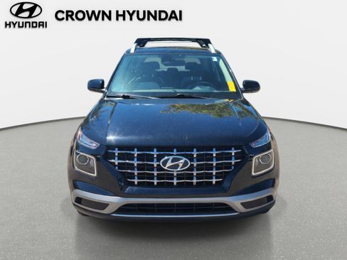 Certified 2023 Hyundai Venue SEL image 2