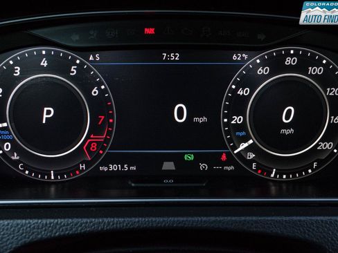 Used 2019 Volkswagen Golf R 4-Door AWD/4WD image 16