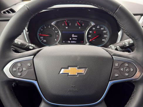 Used 2023 Chevrolet Traverse LT w/ LPO, Floor Liner Package AWD/4WD image 15