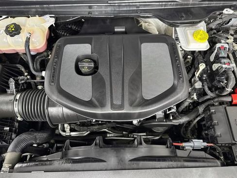 Used 2025 RAM 1500 Big Horn AWD/4WD image 29