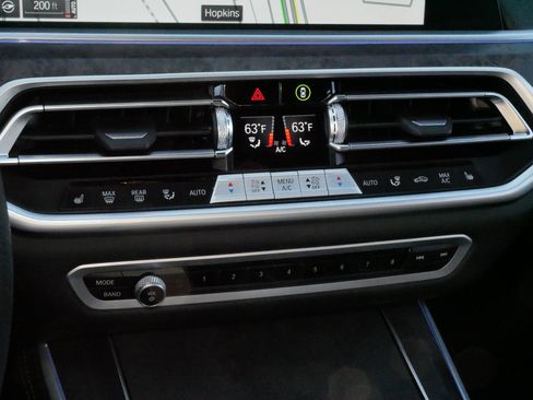 Used 2023 BMW X5 xDrive40i w/ Premium Package image 23