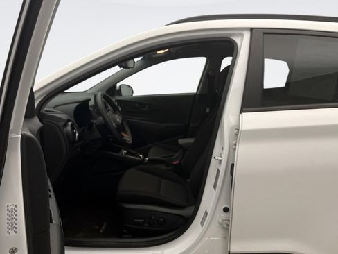 Used 2023 Hyundai Kona SEL w/ Cargo Package image 8