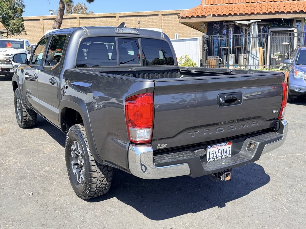 Used 2016 Toyota Tacoma TRD Off-Road w/ Towing Package RWD image 4