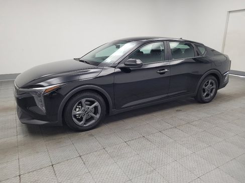Used 2025 Kia K4 FWD image 2