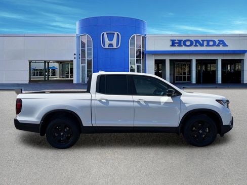 New 2026 Honda Ridgeline Black Edition image 8