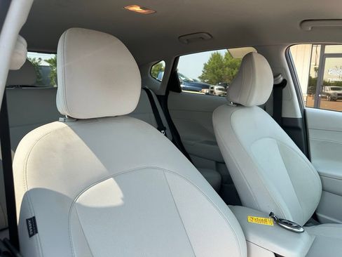 Used 2025 Hyundai Kona SEL AWD/4WD image 31