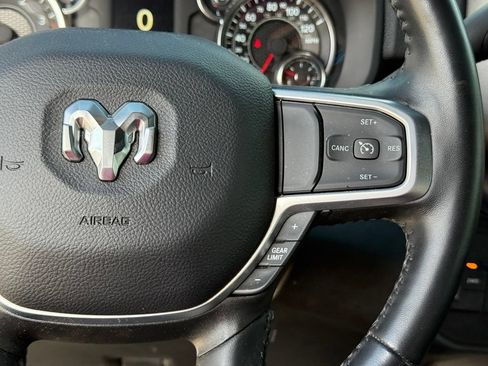 Used 2024 RAM 2500 Big Horn w/ Night Edition AWD/4WD image 17
