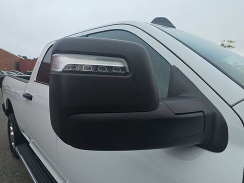 Used 2025 RAM 2500 Big Horn AWD/4WD image 15