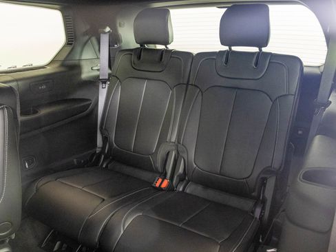 New 2026 Jeep Grand Cherokee L Limited image 37