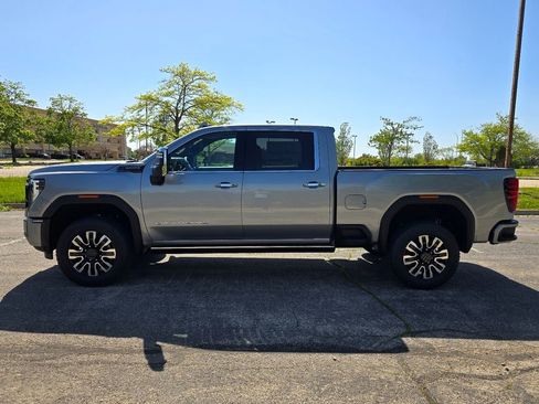 New 2026 GMC Sierra 3500 Denali Ultimate AWD/4WD image 5