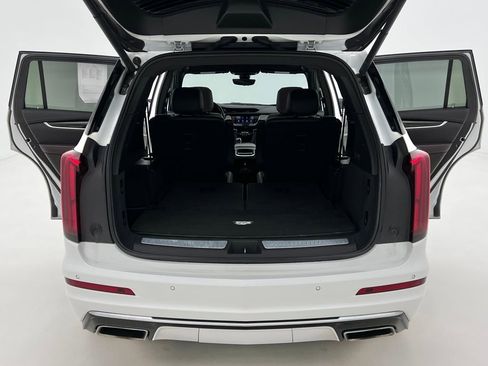 Used 2020 Cadillac XT6 Premium Luxury image 26