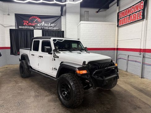 Used 2020 Jeep Gladiator Sport w/ Quick Order Package 24S image 1