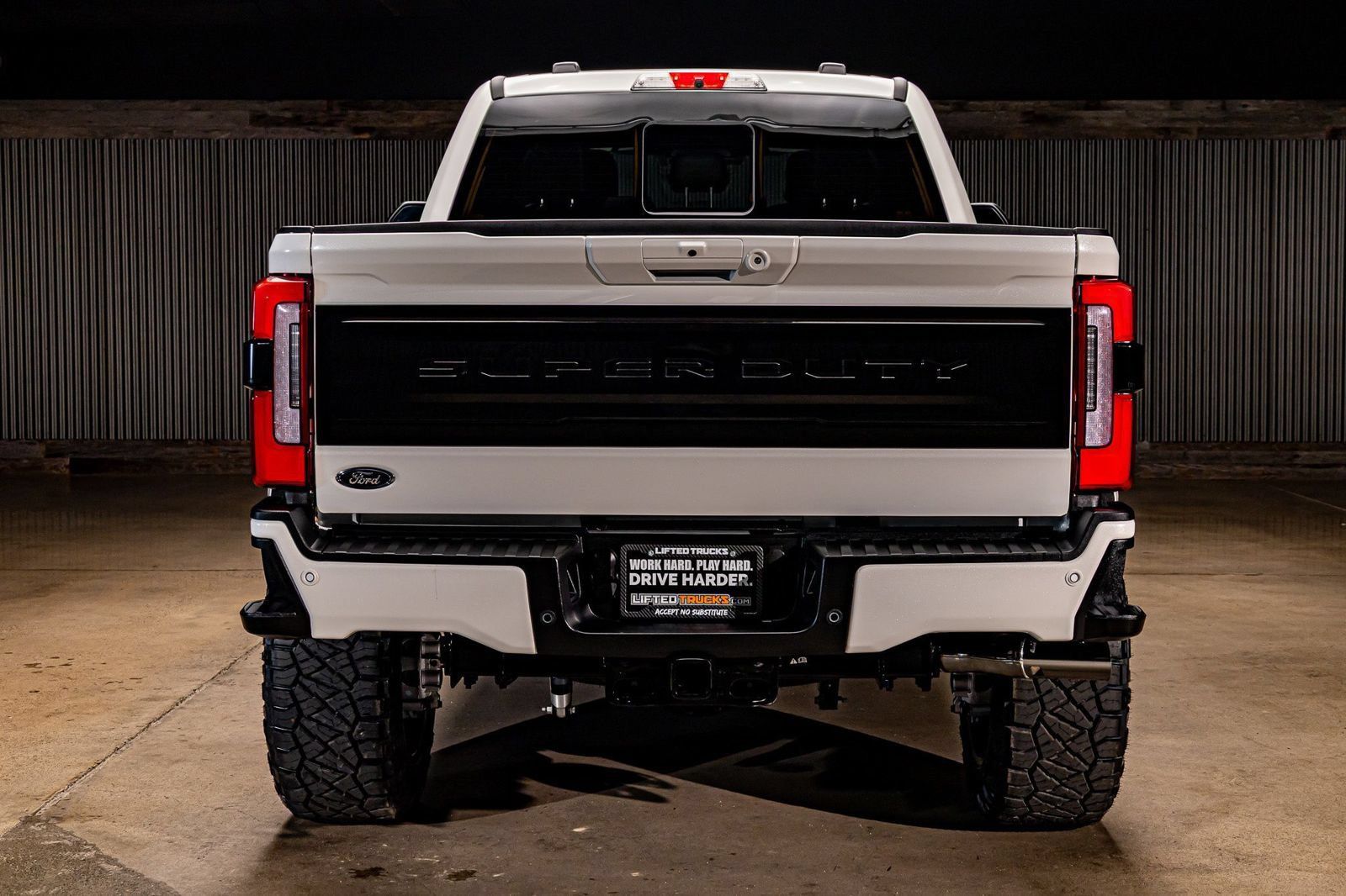 Used 2026 Ford F250 Platinum AWD/4WD image 10