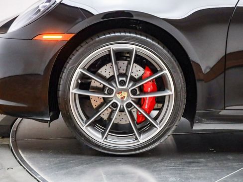 Used 2024 Porsche 911 Targa 4S image 11