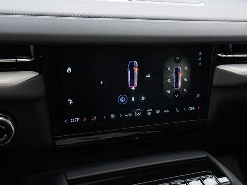 New 2026 Lincoln Navigator Reserve w/ Jet Appearance Package image 34