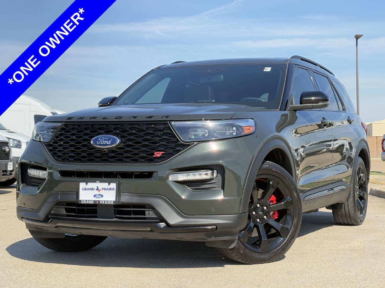 Used 2023 Ford Explorer ST w/ Equipment Group 401A RWD image 2