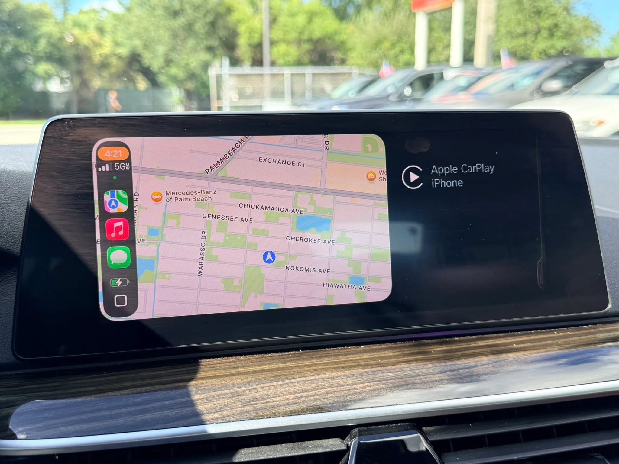 Used 2019 BMW 530e w/ Convenience Package RWD image 29