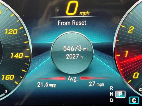 Used 2020 Mercedes-Benz GLE 350 w/ Premium Package image 12