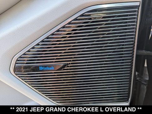 Used 2021 Jeep Grand Cherokee L Overland w/ Advanced Protech Group III AWD/4WD image 24