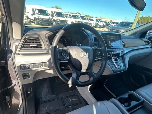 Used 2018 Honda Odyssey EX-L image 32
