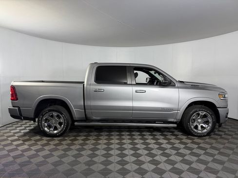 Used 2025 RAM 1500 Big Horn AWD/4WD image 3
