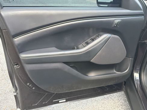 Used 2022 Ford Mustang Mach-E Select w/ Comfort/Technology Package RWD image 11