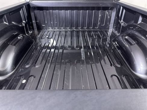 Used 2025 RAM 1500 Tradesman AWD/4WD image 27