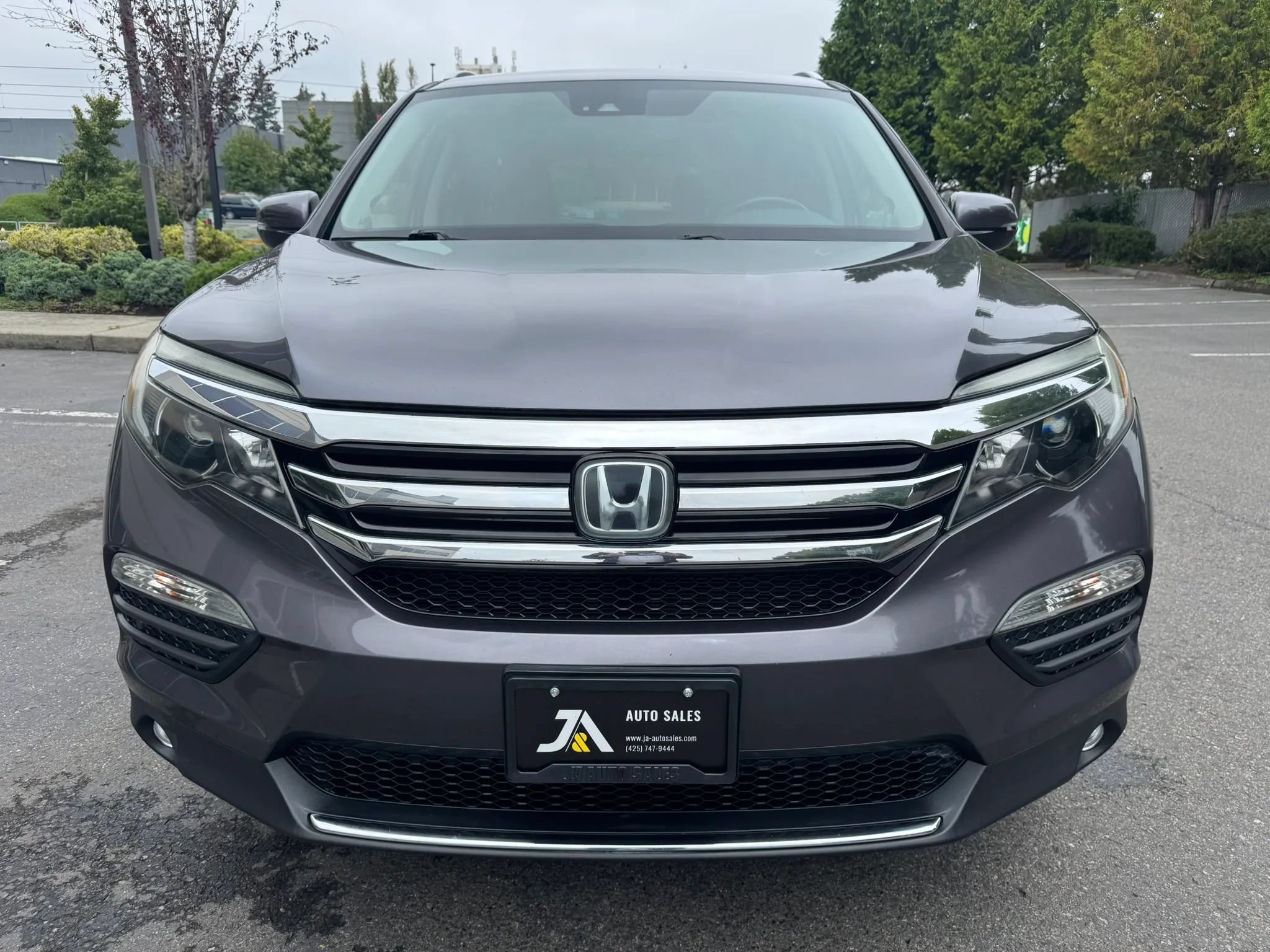 Used 2018 Honda Pilot Elite image 3