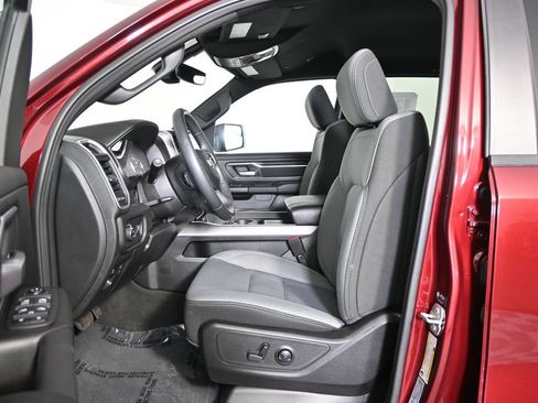 Used 2023 RAM 1500 Big Horn AWD/4WD image 20