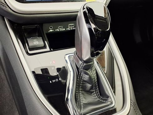 Certified 2025 Subaru Outback Premium image 20
