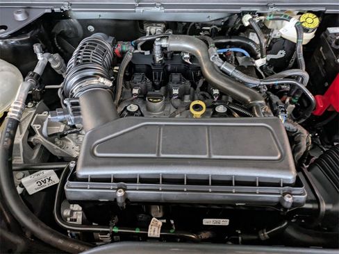 Used 2025 Ford Bronco Sport Big Bend w/ Convenience Package image 23