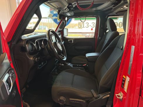 Used 2022 Jeep Wrangler Unlimited Sport image 17