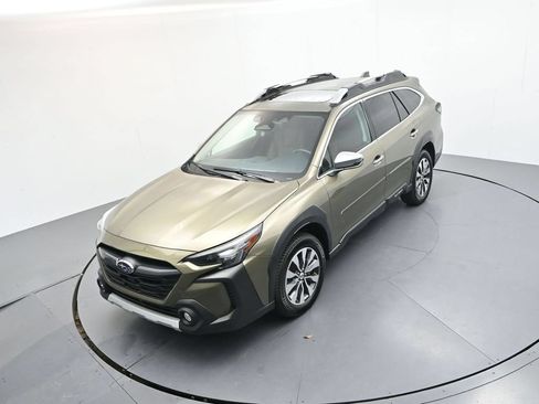 Used 2024 Subaru Outback Touring XT AWD/4WD image 27