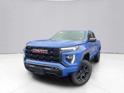 New 2025 GMC Canyon Elevation w/ Convenience Package