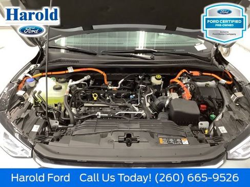 Certified 2024 Ford Escape SE w/ PHEV Premium Package FWD image 18