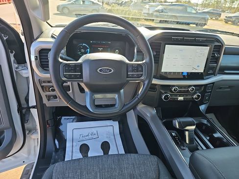 Used 2023 Ford F150 Lightning XLT image 19