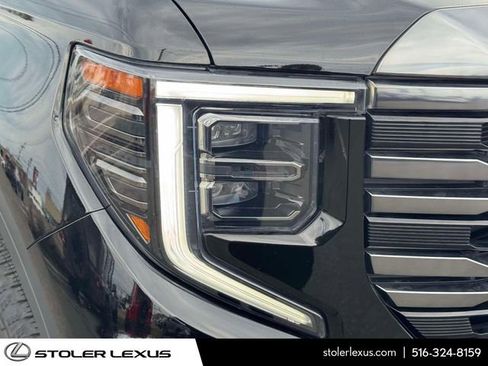 Used 2023 GMC Sierra 1500 AT4 w/ AT4 Preferred Package image 10