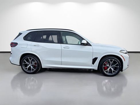 New 2026 BMW X5 xDrive50e w/ Executive Package image 2