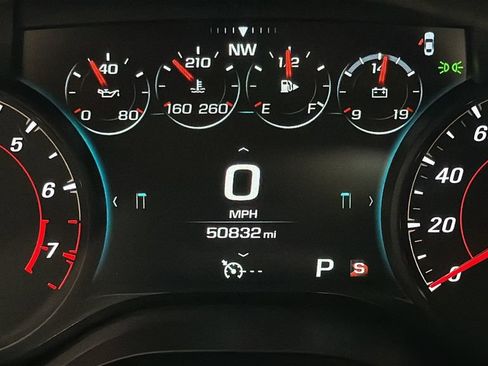 Used 2017 Chevrolet Camaro SS RWD image 23