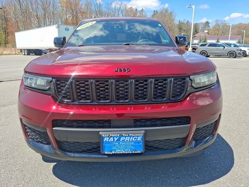 Used 2023 Jeep Grand Cherokee L Laredo AWD/4WD image 2