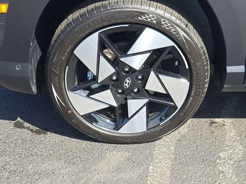 Used 2026 Hyundai Kona Limited AWD/4WD image 19