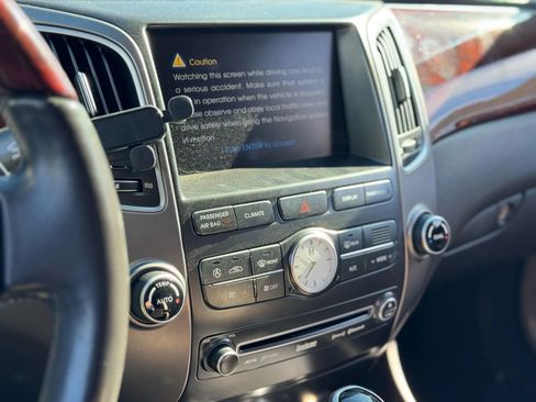 Used 2011 Hyundai Equus Ultimate image 25