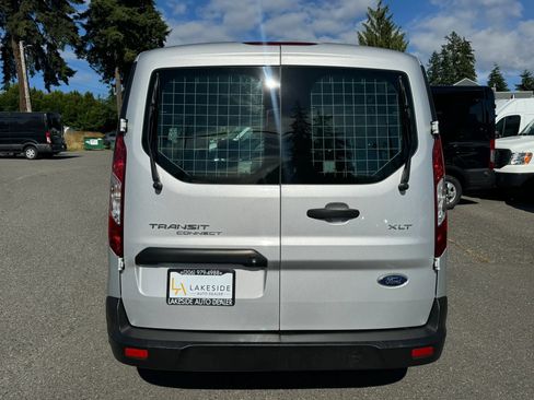 Used 2022 Ford Transit Connect XLT FWD image 6